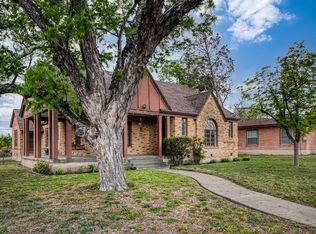 804 N Main St, Del Rio, TX 78840