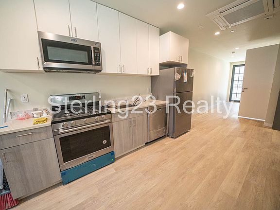 2nd image of 25-32 22nd St #1F