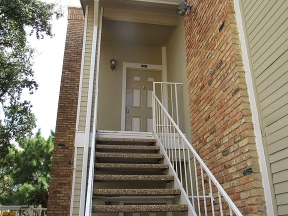 2nd image of 8600 Coppertowne Ln APT 701