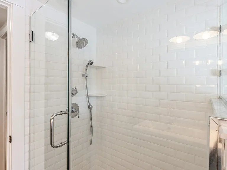 24 Woodland Ave — Photo 18
