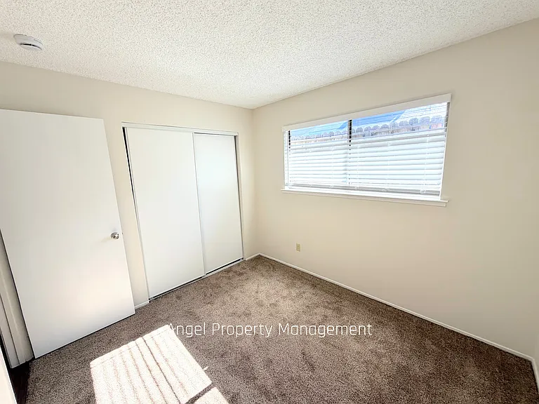 7885 Vista Ridge Dr — Photo 7