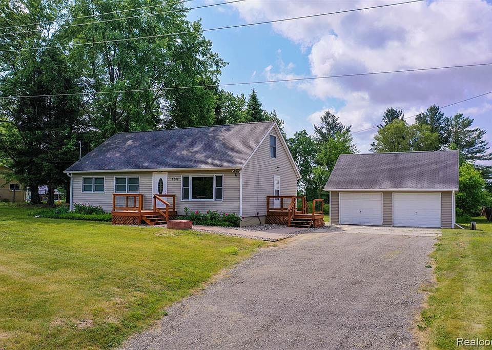 1st image of 8088 E Carpenter Rd