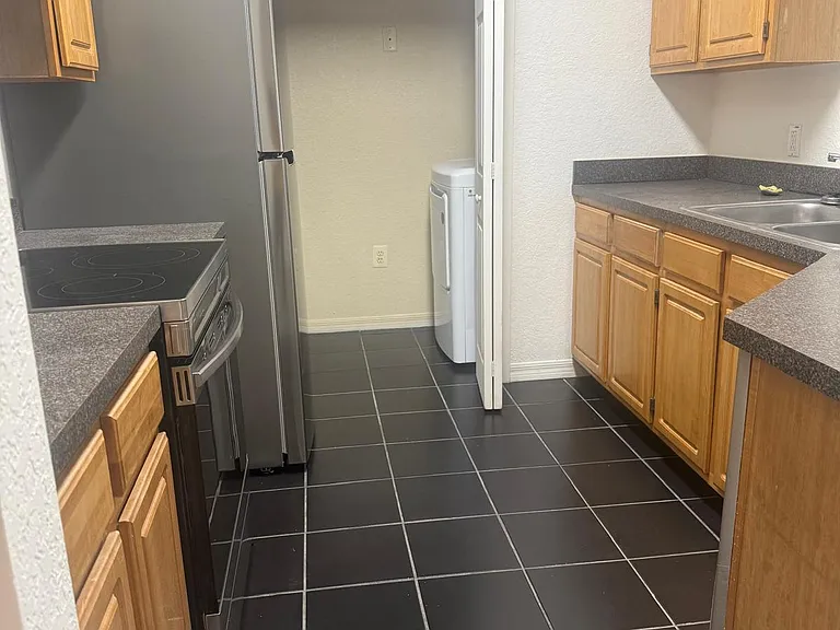5959 Westgate Dr #1524 — Photo 7