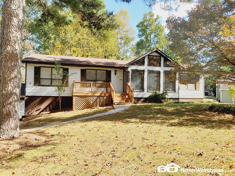 1st image of 3164 Oak Dr