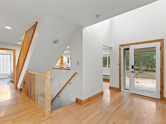 2nd image of 3919 Woods Road