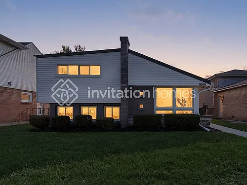 9051 Forestview Rd Photo 1