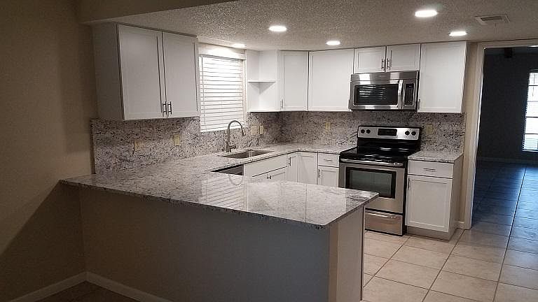 1st image of 4701 Dentcrest Dr APT B