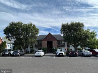 36 Buena Ct, Blackwood, NJ 08012