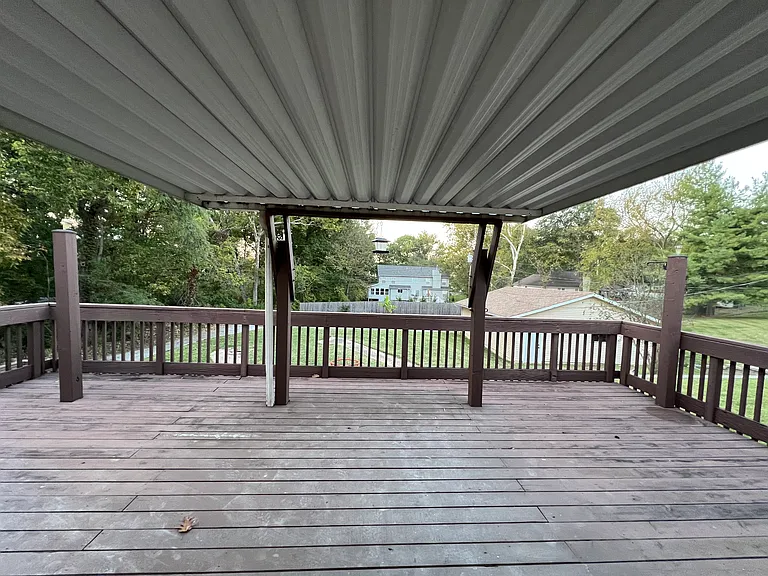 4 Mandalay Dr — Photo 18