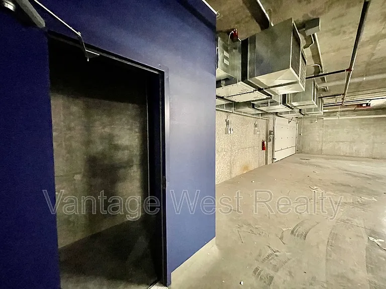 615 Rutland Rd N #401 — Photo 25