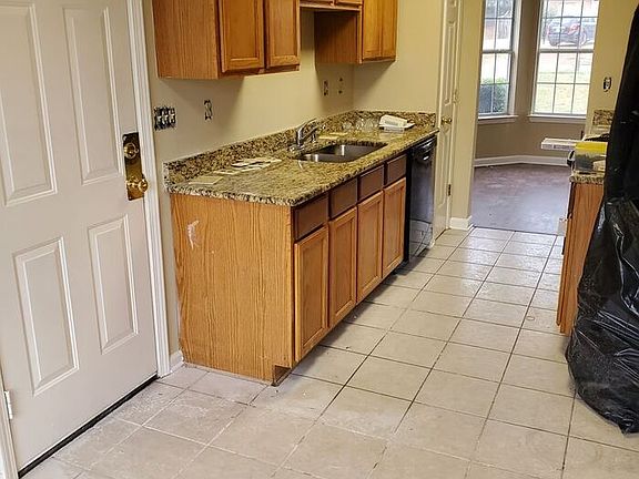 3rd image of 4814 Buttermilk Dr