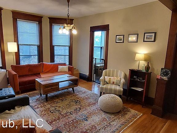 2nd image of 301 Dayton Ave #12