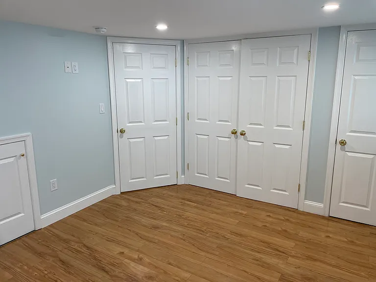 136 Garrett Ave #1 — Photo 22