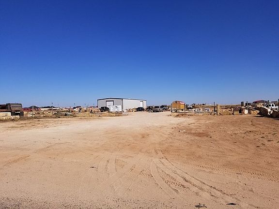 4th image of 4000 N County Road 1150