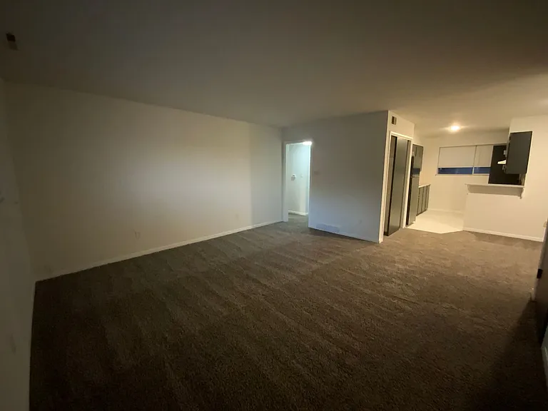 Library Place Apartments — Photo 3