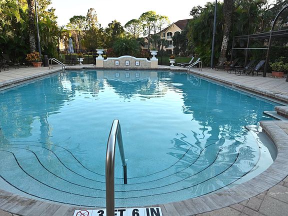 2nd image of 4178 Central Sarasota Pkwy APT 323