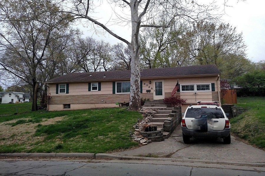 1st image of 8326 Pico St
