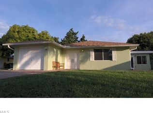 769 91st Ave N, Naples, FL 34108