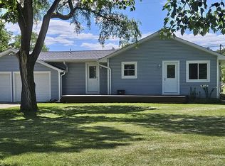 8475 Bridge Lake Rd, Clarkston, MI 48348