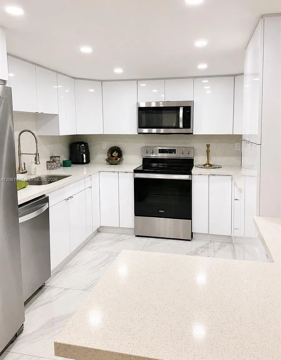 2 bed, 1475 sqft, $2,900 — Photo 1