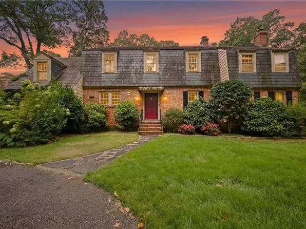 5256 Shenstone Cir, Virginia Beach, VA 23455