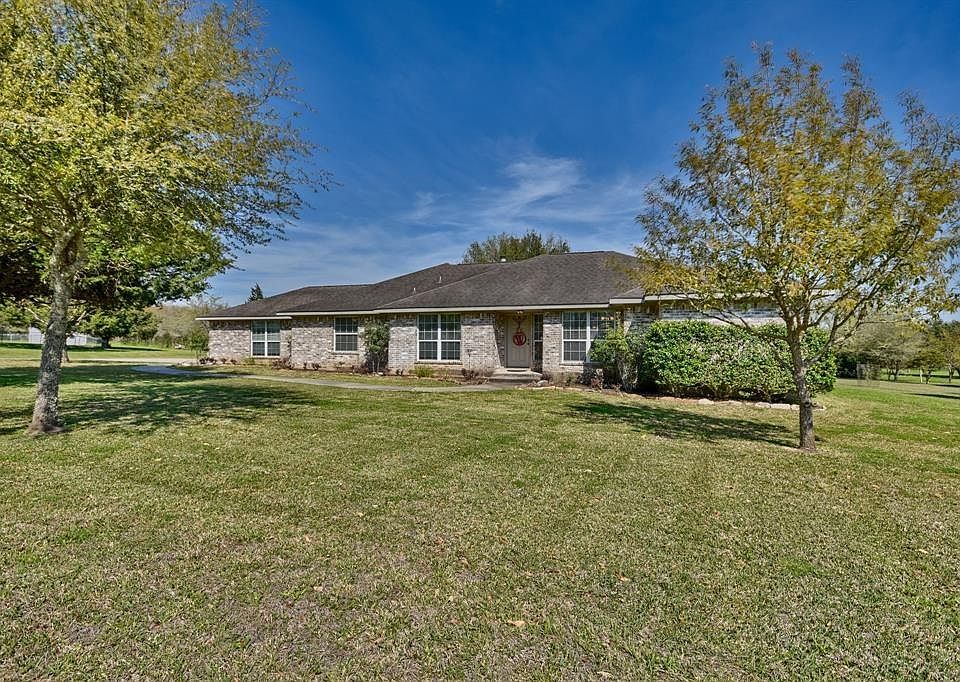 1st image of 3445 William B Travis Ln