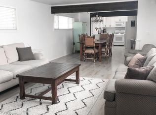 28601 Bouquet Canyon Rd, Santa Clarita, CA 91390