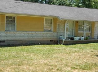 285 Queen Helen Ln, Jonesboro, GA 30236