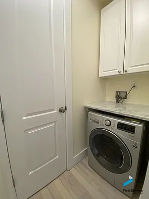 Rented by FirstService Realty (legacy) | media 15
