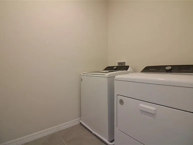 2822 Ivy Lake Ct — Photo 23