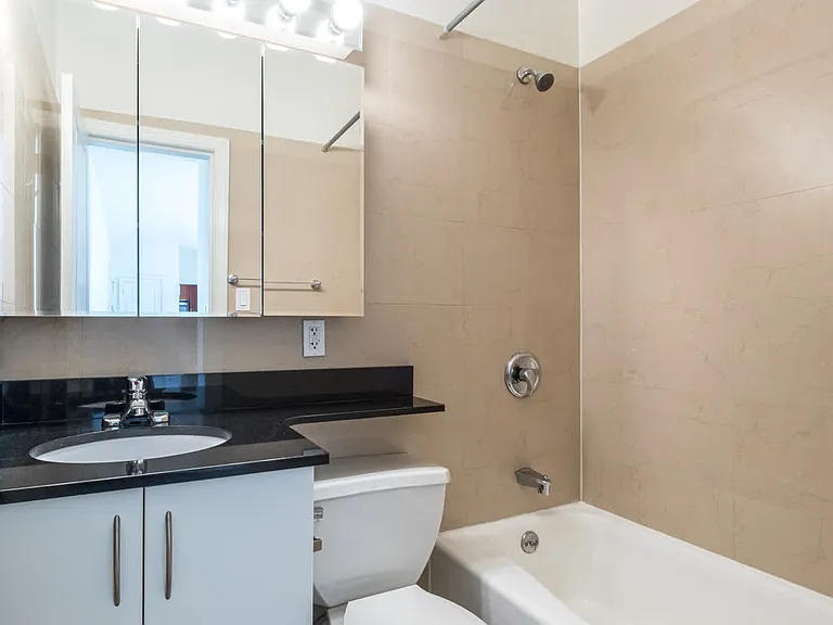 50 W 77th St #6G — Photo 14