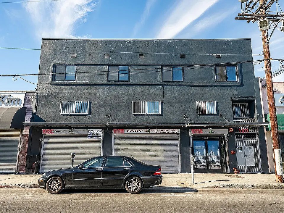1011 San Julian St #201