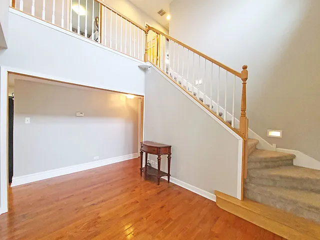 5831 W 109th St — Photo 15