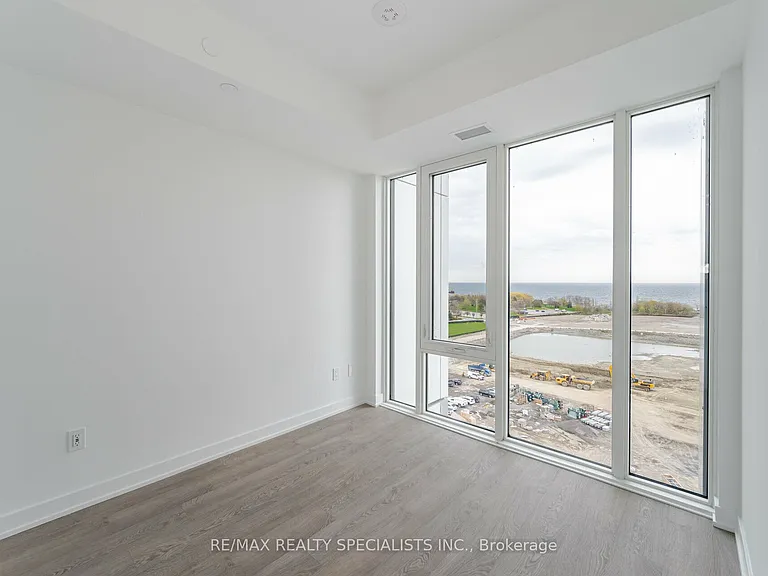 220 Missinnihe Way #1011 — Photo 18
