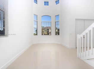 15525 SW 12th Ter, Miami, FL 33194