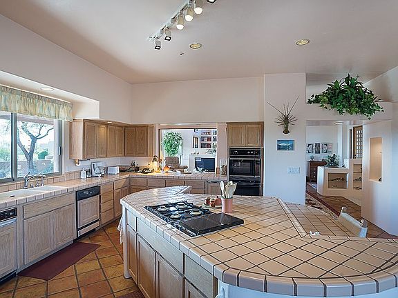 Island kitchen.