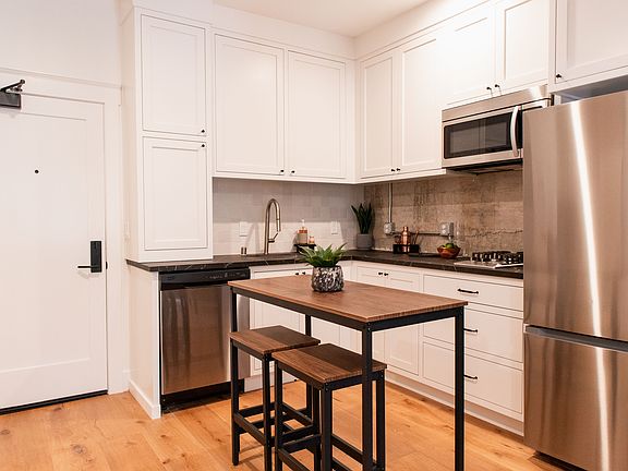 3rd image of 87 S Oak St #201-220