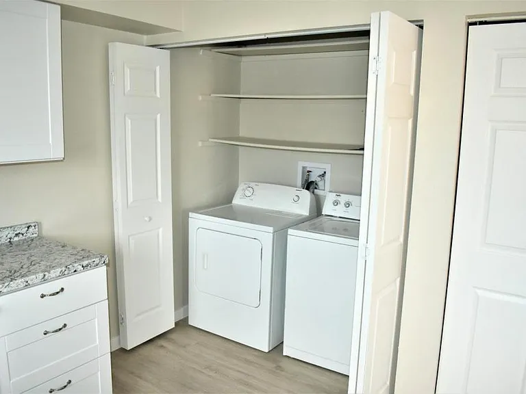 6823 Western Pl — Photo 3