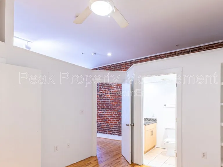 9 Market St — Photo 13