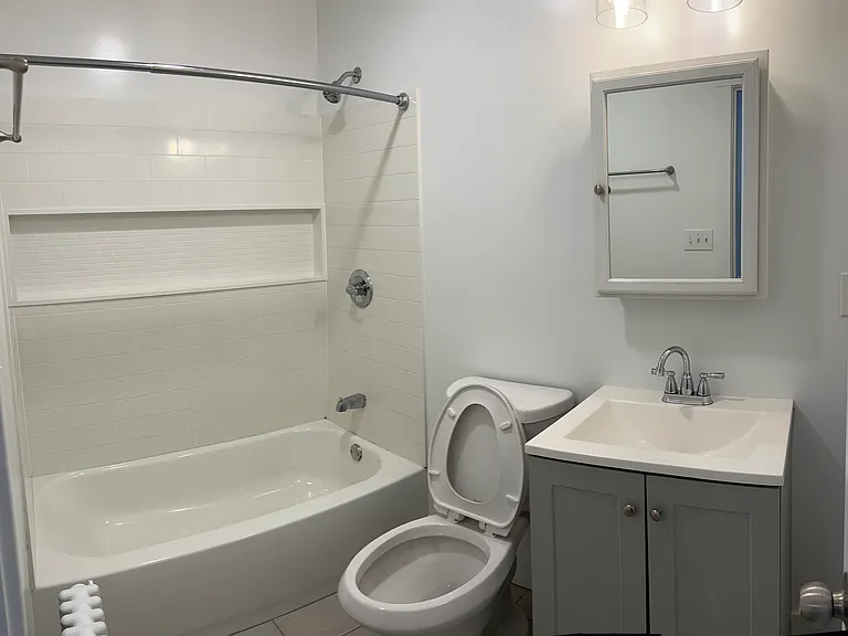 30 Kelsey Rd #2 — Photo 2