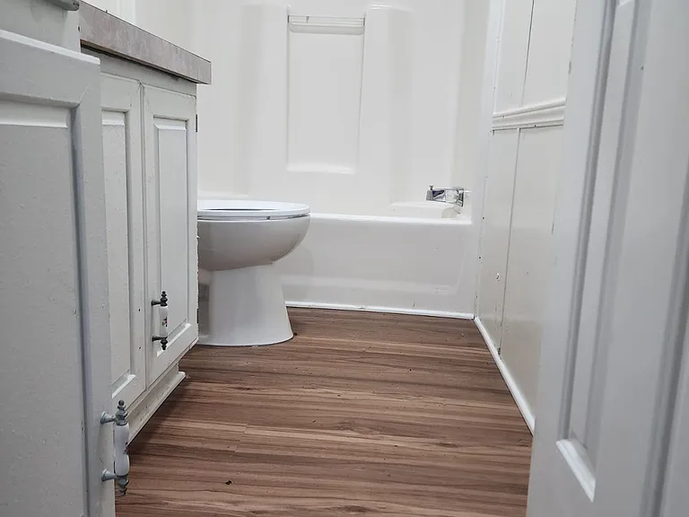 1241 Shannonbrook Ln — Photo 28