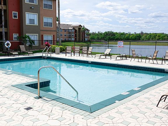5th image of 2208 Antigua Pl APT 922