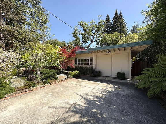 2nd image of 745 La Para Ave