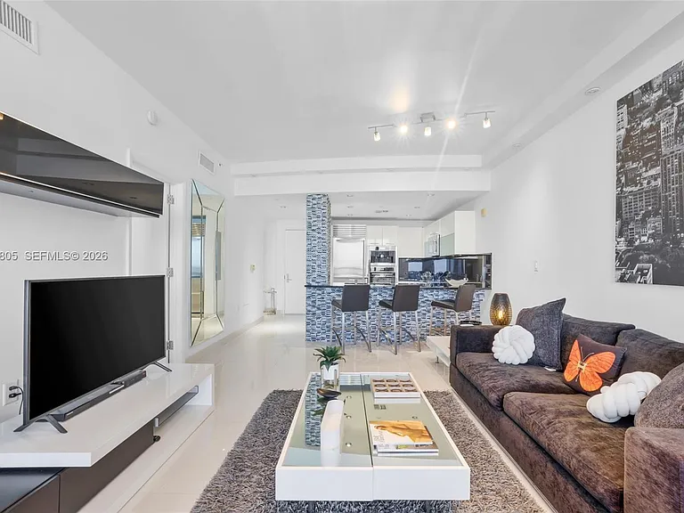 17121 Collins Ave #1406 — Photo 4