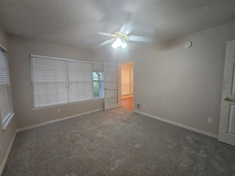 436 SE 4th Ave — Photo 51