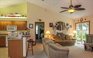 2nd image of 1314 N Pike Ln