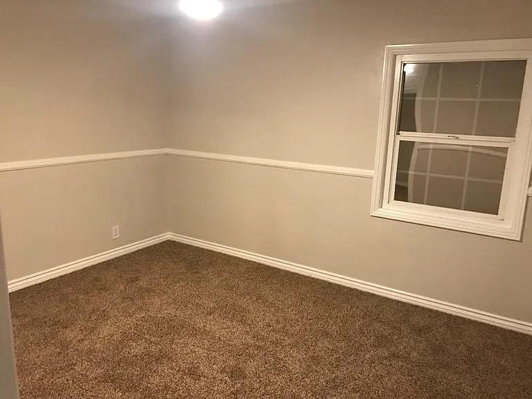 Unit Photo