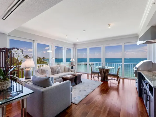801 Harborshore Dr APT 3, Boca Grande, FL 33921