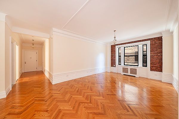 1st image of 230 W 79th St #83S