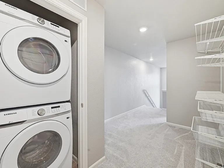 5764 Dakan Loop — Photo 20